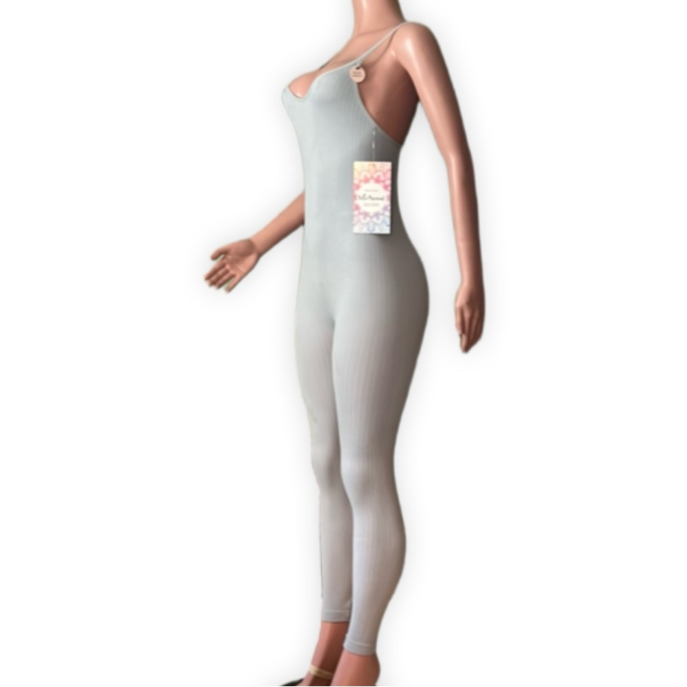 Bella Movement  jumpsuit One size  Slimming
